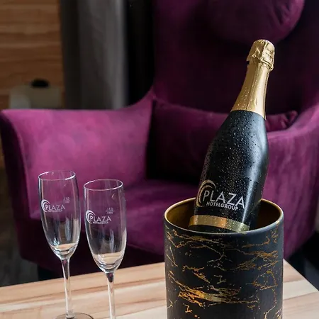 Plaza Premium Columbus 4* Bremen