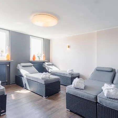 Hotel Plaza Premium Columbus 4*
