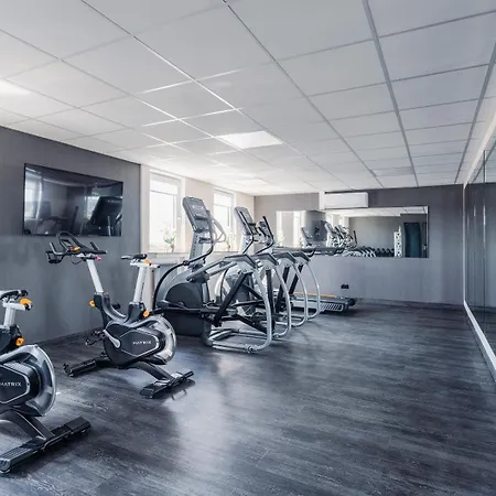 Plaza Premium Columbus 4*