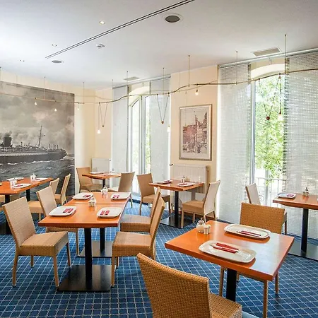 Plaza Premium Columbus Hotel