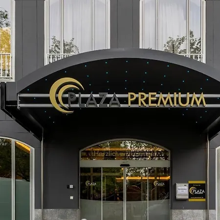 Plaza Premium Columbus Hotel